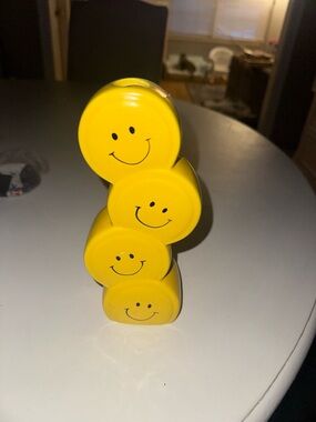 Y2K Smiley Face Bud Vase- Retro Happy Face Flower Vase- Funky Dopamine Decor